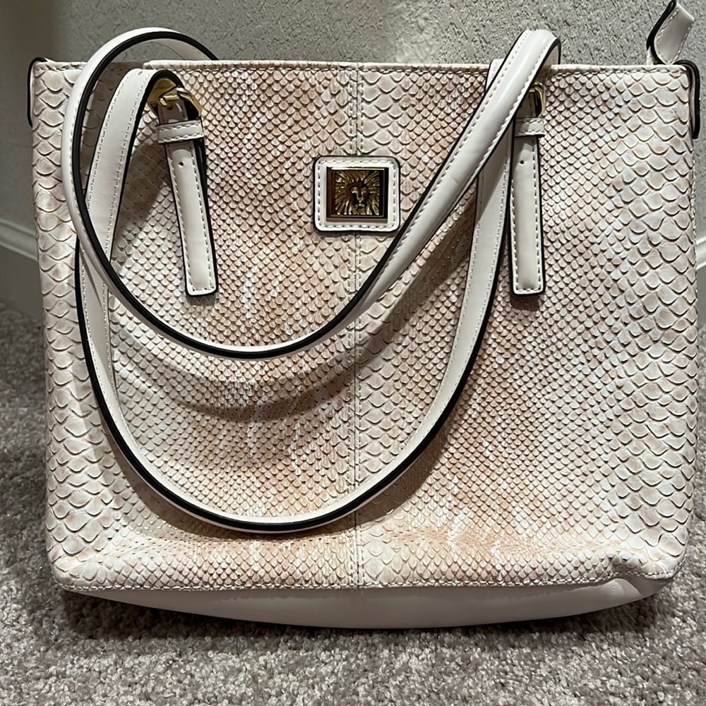 Anne Klein hand bag